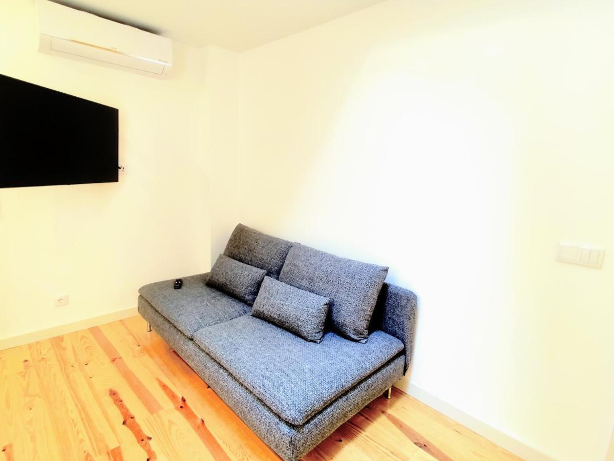 Bombarda Cinema Apartments OOporto Esterno foto