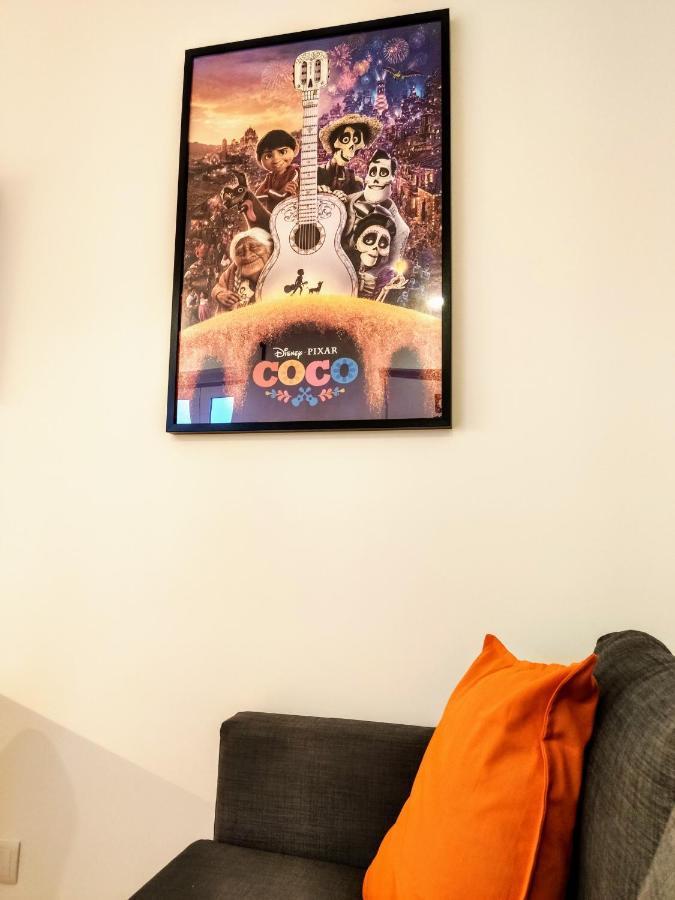 Bombarda Cinema Apartments OOporto Esterno foto