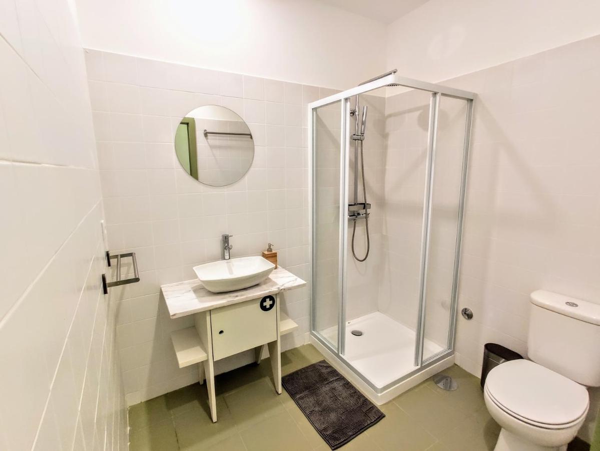 Bombarda Cinema Apartments OOporto Esterno foto