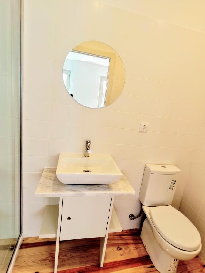 Bombarda Cinema Apartments OOporto Esterno foto