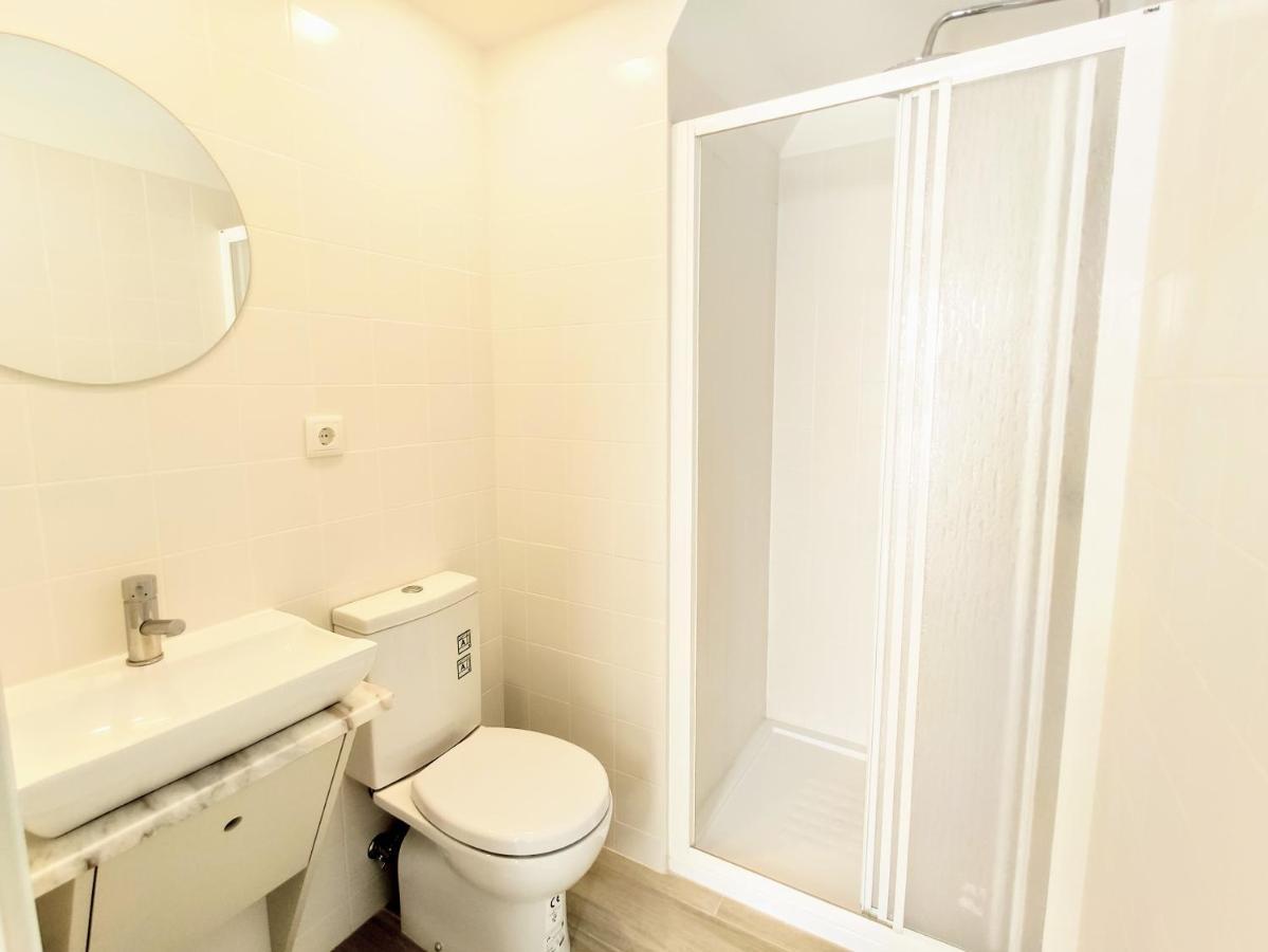 Bombarda Cinema Apartments OOporto Esterno foto